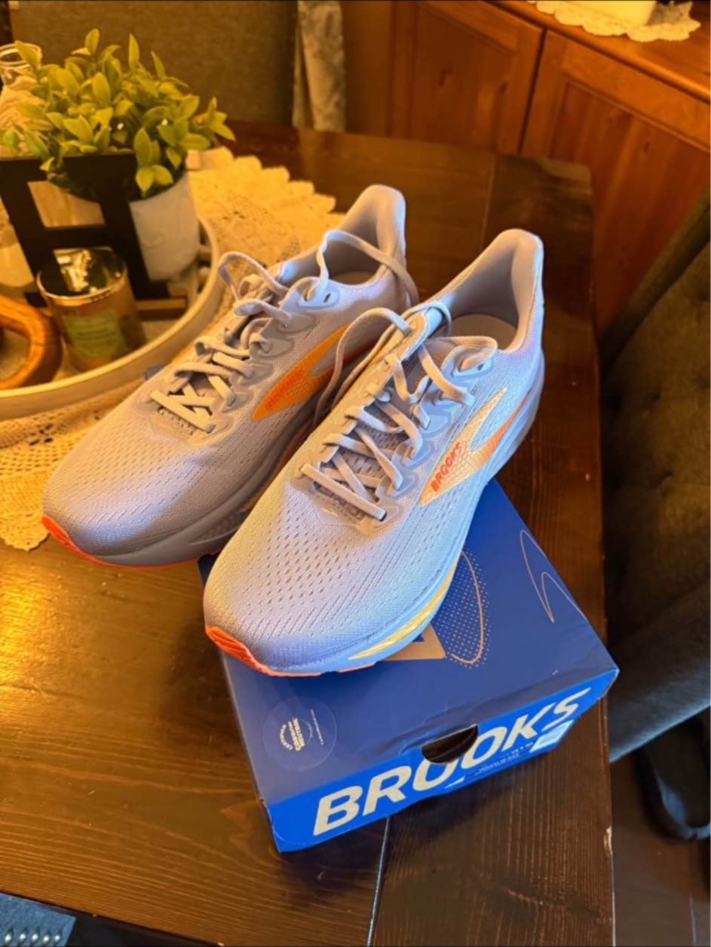 Women’s Brooks Ghost 17’s